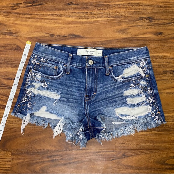 Abercrombie & Fitch Pants - (Abercrombie & Fitch) Women’s Shorts